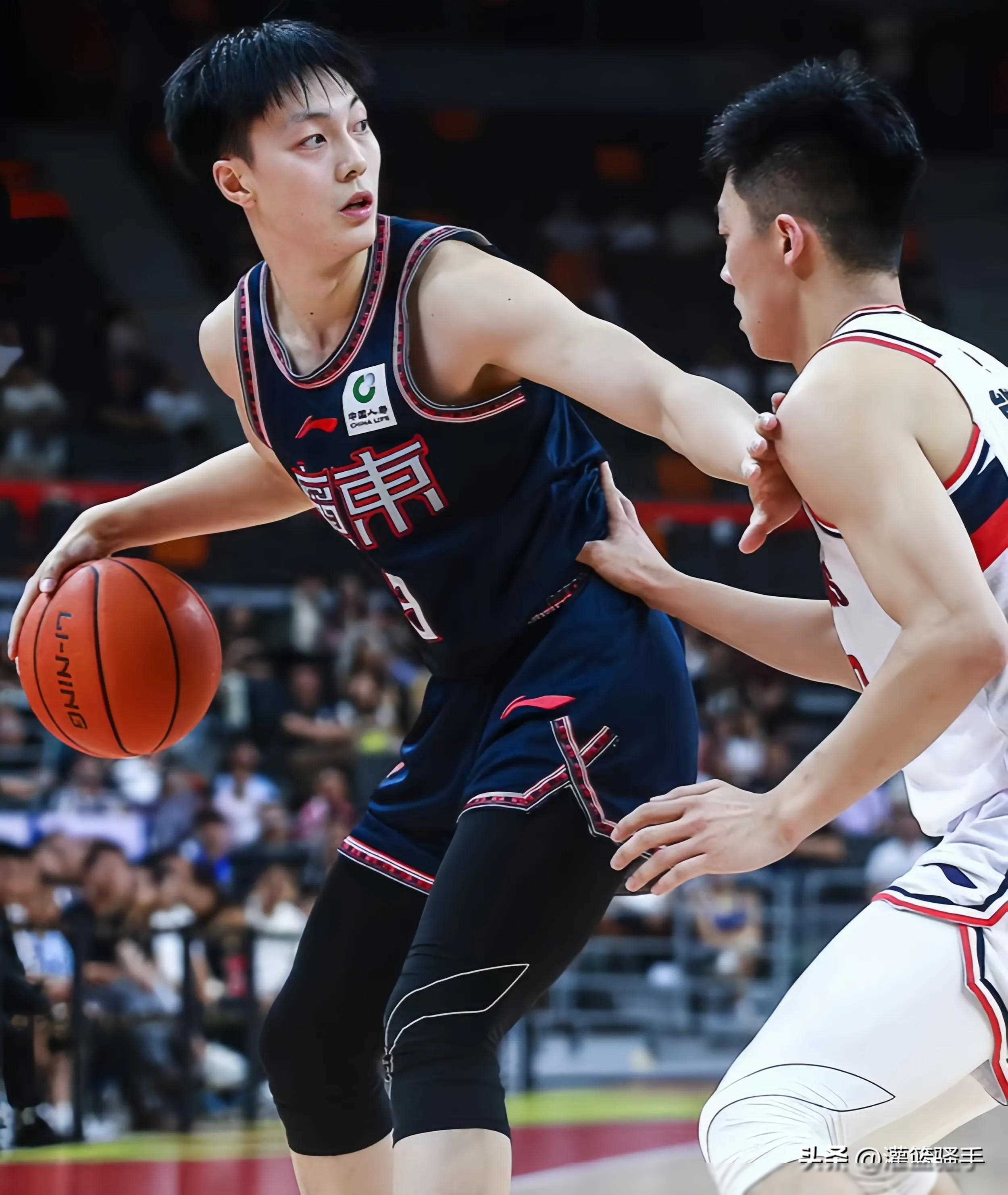 星空体育-CBA季后赛赛后走向成谜,广州队扳平良机,话题不断,训练强度显著提升的简单介绍